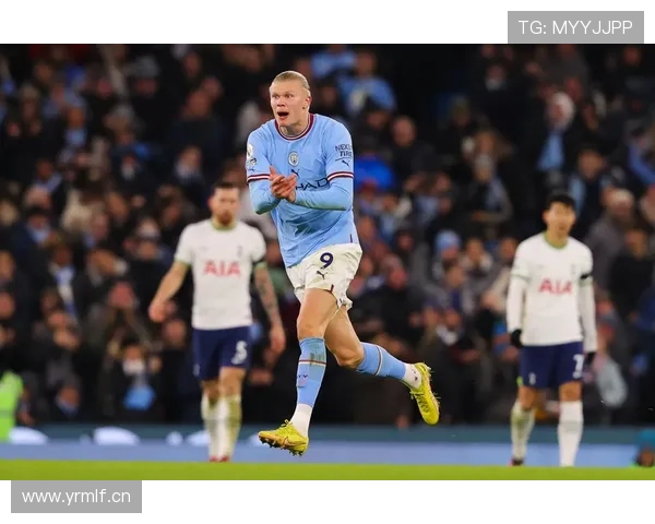 凯恩与哈兰德：中锋全能性与终结专精的核心差异解析