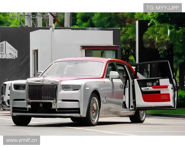 斯蒂芬·库里的衣帽间像开了个奢侈品分店，我看着钱包瘫了